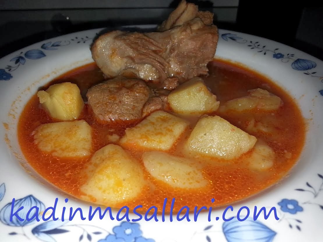 kemikli etli patates yemeği